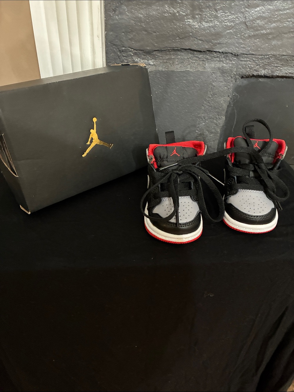 Jordan Kids Low-Top Sneakers - Black/Red/Gray